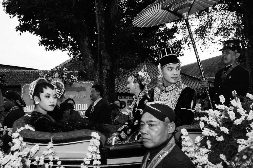 Royal Wedding Jogja – GKR Bendara & GPH Yudhanegara – Photo BYOLIVERS - Fotografer Pernikahan Yogyakarta